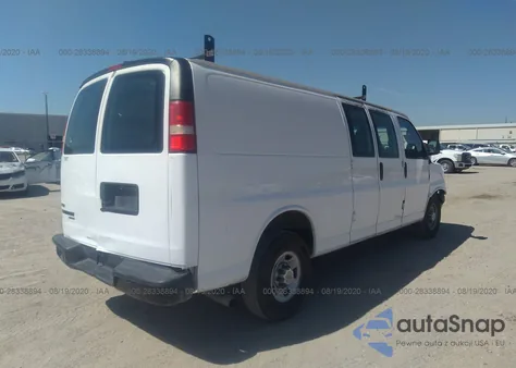 2012 Chevrolet Express Cargo Van z USA, uszkodzony, nr VIN 1GCWGGCA6C1120371